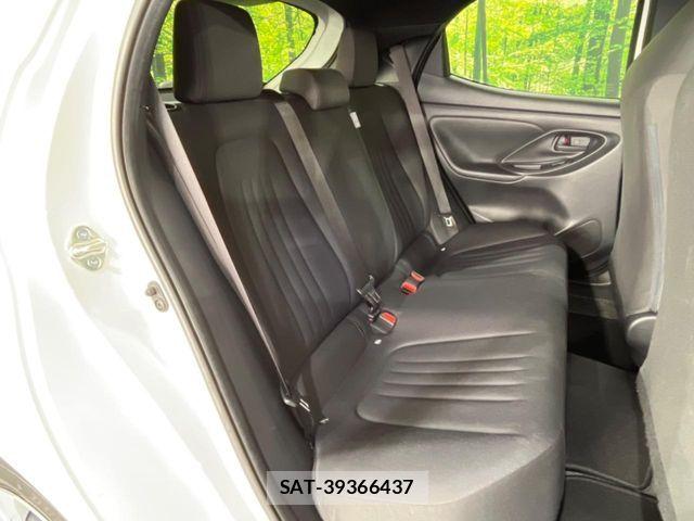 Toyota YARIS 2022-03 6674271-8
