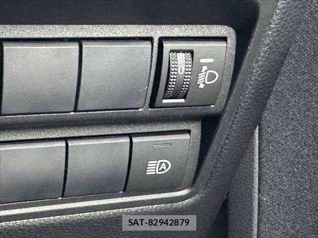 Toyota YARIS 2021-04 6678916-21