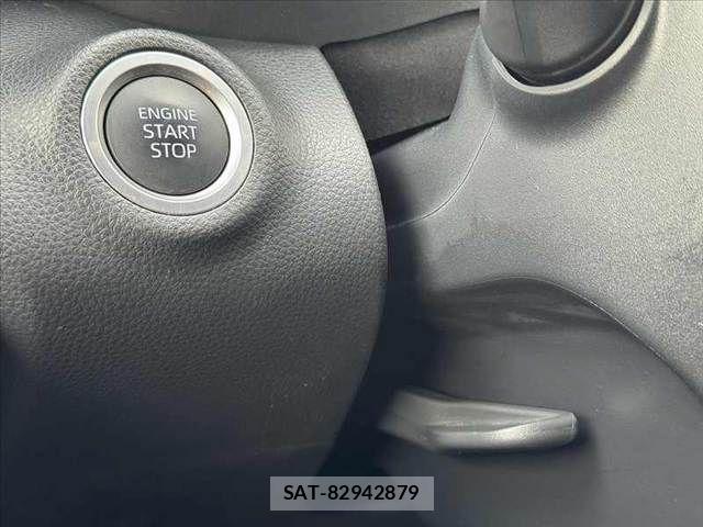 Toyota YARIS 2021-04 6678916-5