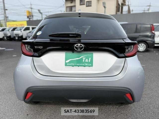 Toyota YARIS 2023-04 6678913-13