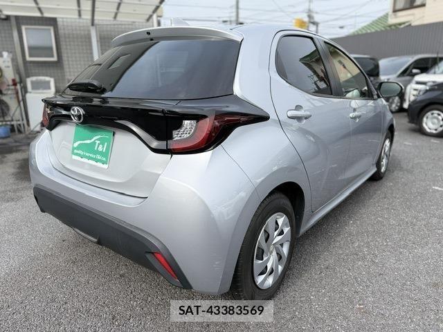 Toyota YARIS 2023-04 6678913-1