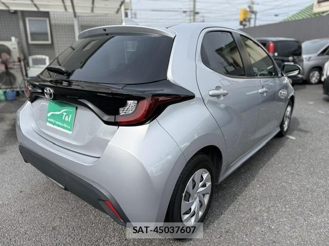 Toyota YARIS 2023-04 6678914-1