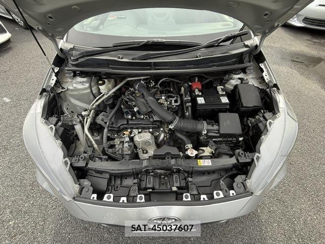 Toyota YARIS 2023-04 6678914-27