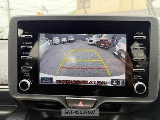 Toyota YARIS 2023-04 6678914-4