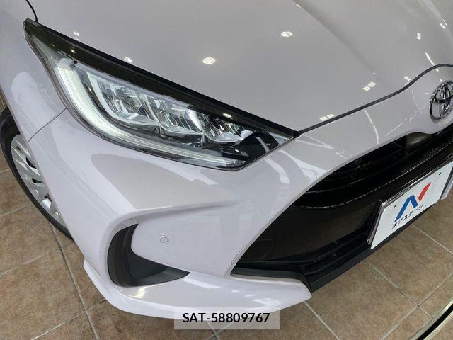 Toyota YARIS 2021-05 6678912-11