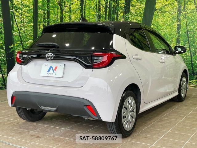 Toyota YARIS 2021-05 6678912-16