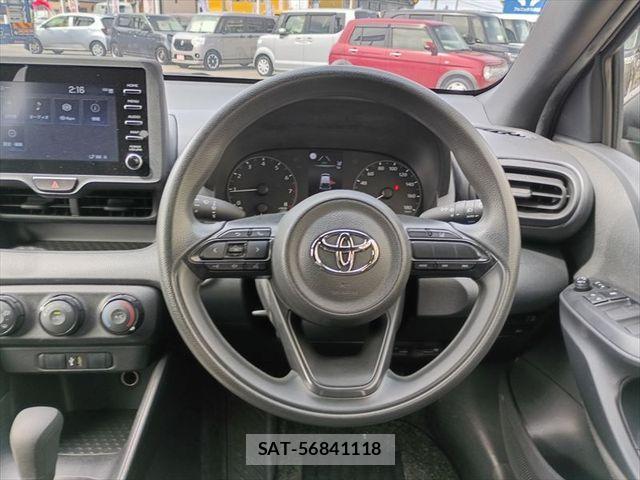 Toyota YARIS 2021-05 6684095-1