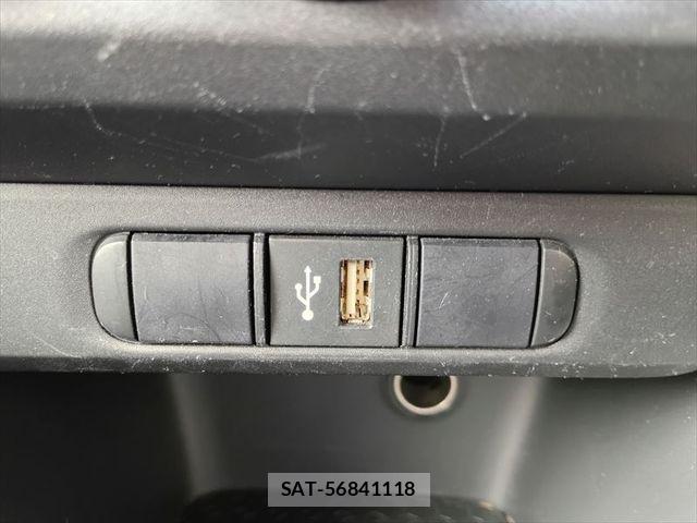 Toyota YARIS 2021-05 6684095-20
