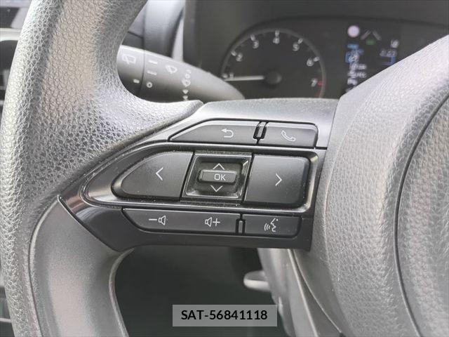 Toyota YARIS 2021-05 6684095-23