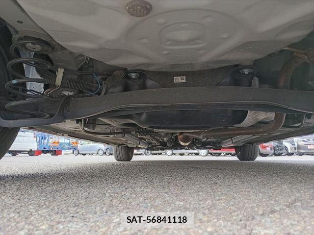 Toyota YARIS 2021-05 6684095-5