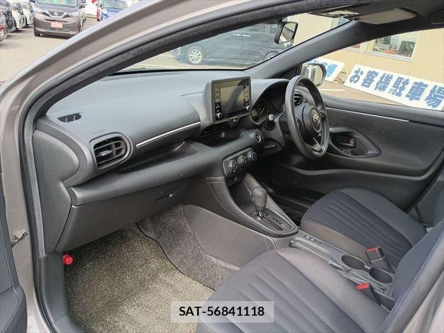 Toyota YARIS 2021-05 6684095-7