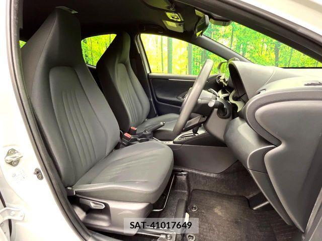 Toyota YARIS 2023-03 6684094-7