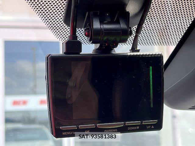 Toyota YARIS 2020-03 6691360-11