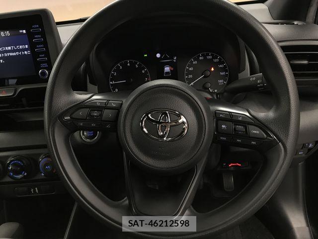 Toyota YARIS 2021-12 6691359-17