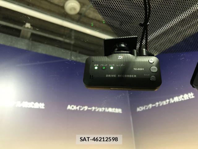 Toyota YARIS 2021-12 6691359-21