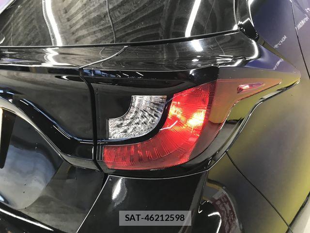 Toyota YARIS 2021-12 6691359-27