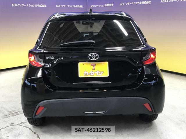 Toyota YARIS 2021-12 6691359-3