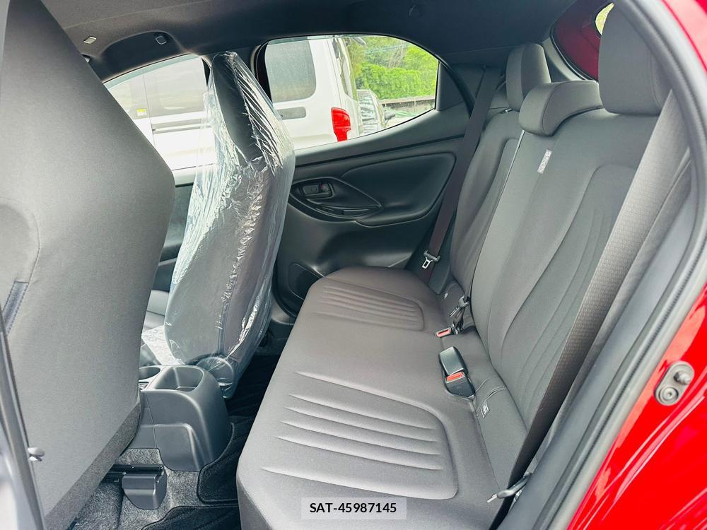 Toyota YARIS 2026 6610201-9