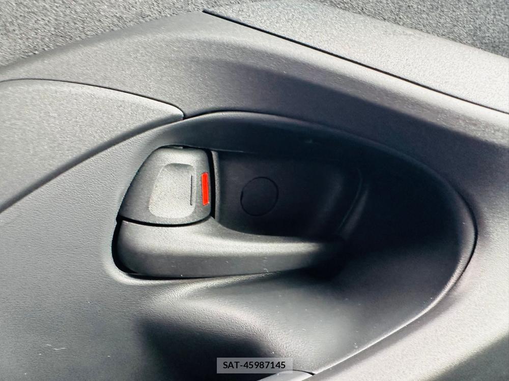 Toyota YARIS 2026 6610201-21