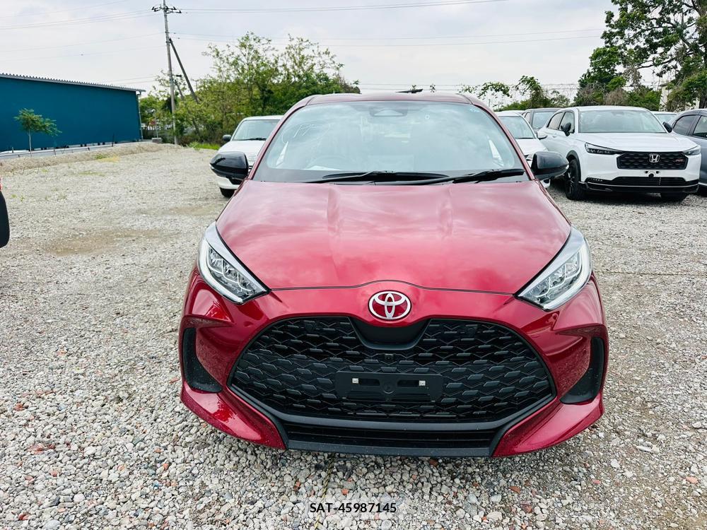 Toyota YARIS 2026 6610201-7