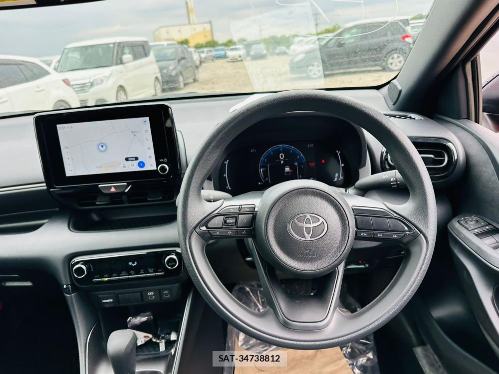 Toyota YARIS 2026 6610202-13