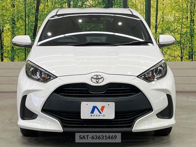 Toyota YARIS 2020-07 6717843-13