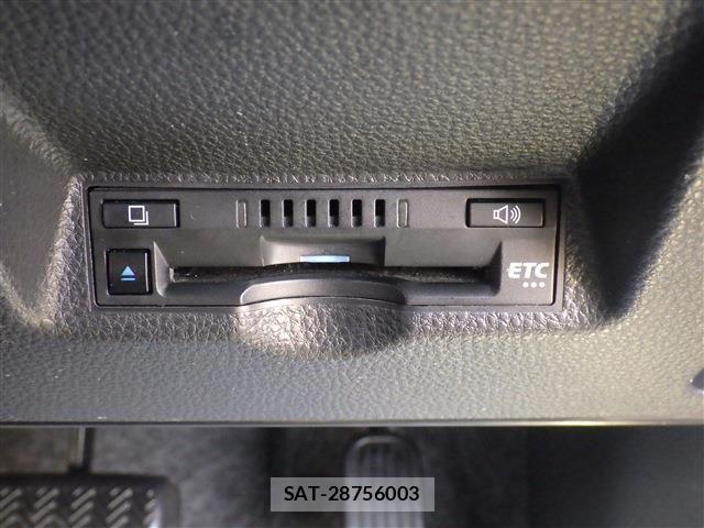 Toyota YARIS 2021-03 6754052-12