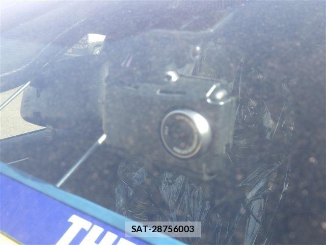 Toyota YARIS 2021-03 6754052-14