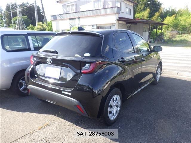 Toyota YARIS 2021-03 6754052-1