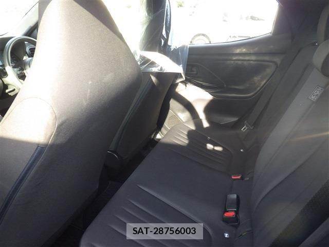 Toyota YARIS 2021-03 6754052-3