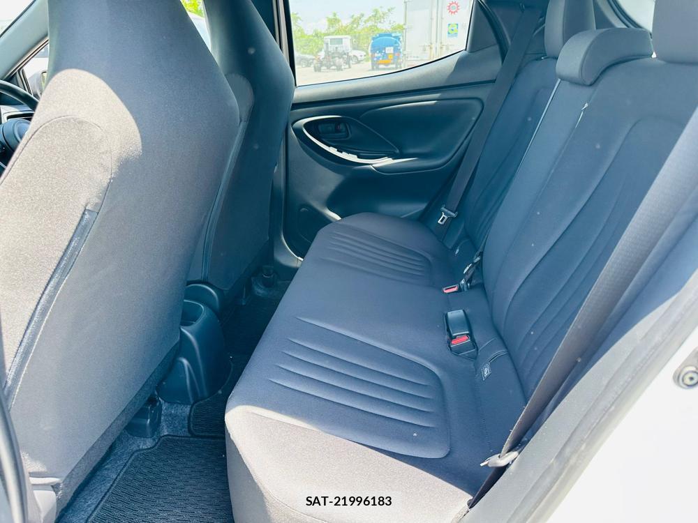 Toyota YARIS 2024 6714464-9