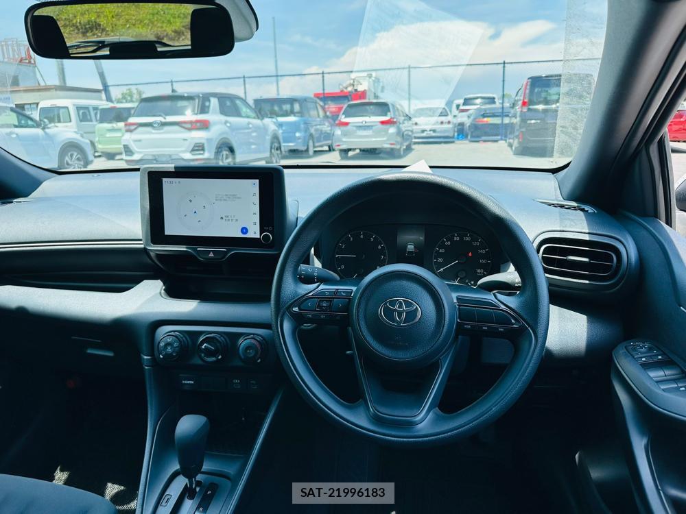 Toyota YARIS 2024 6714464-13