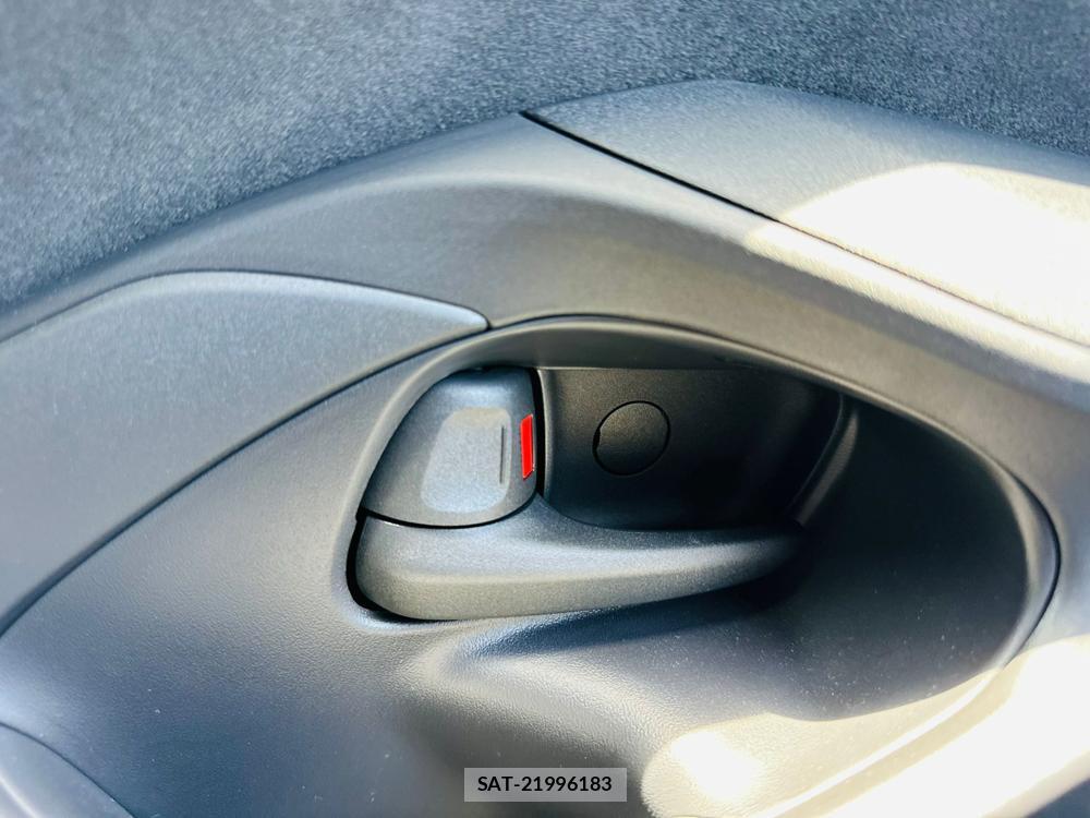 Toyota YARIS 2024 6714464-21