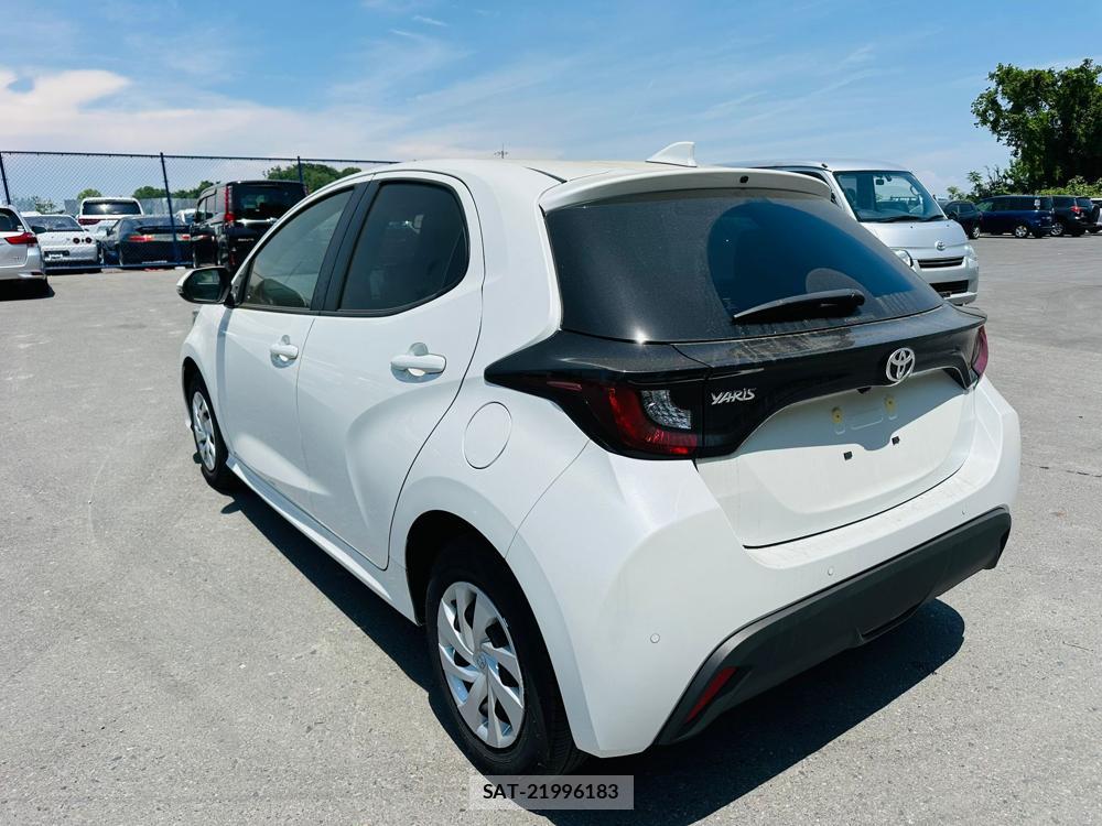 Toyota YARIS 2024 6714464-2