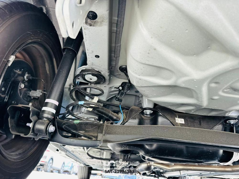 Toyota YARIS 2024 6714464-33
