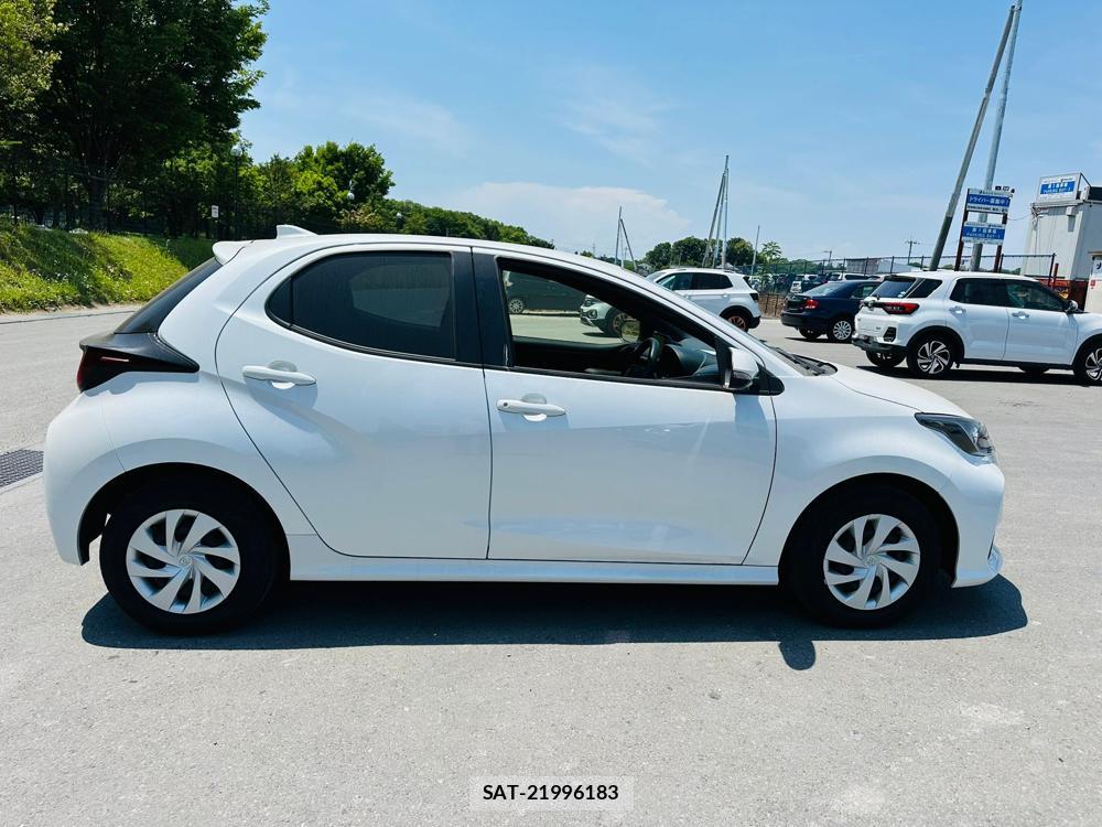 Toyota YARIS 2024 6714464-5