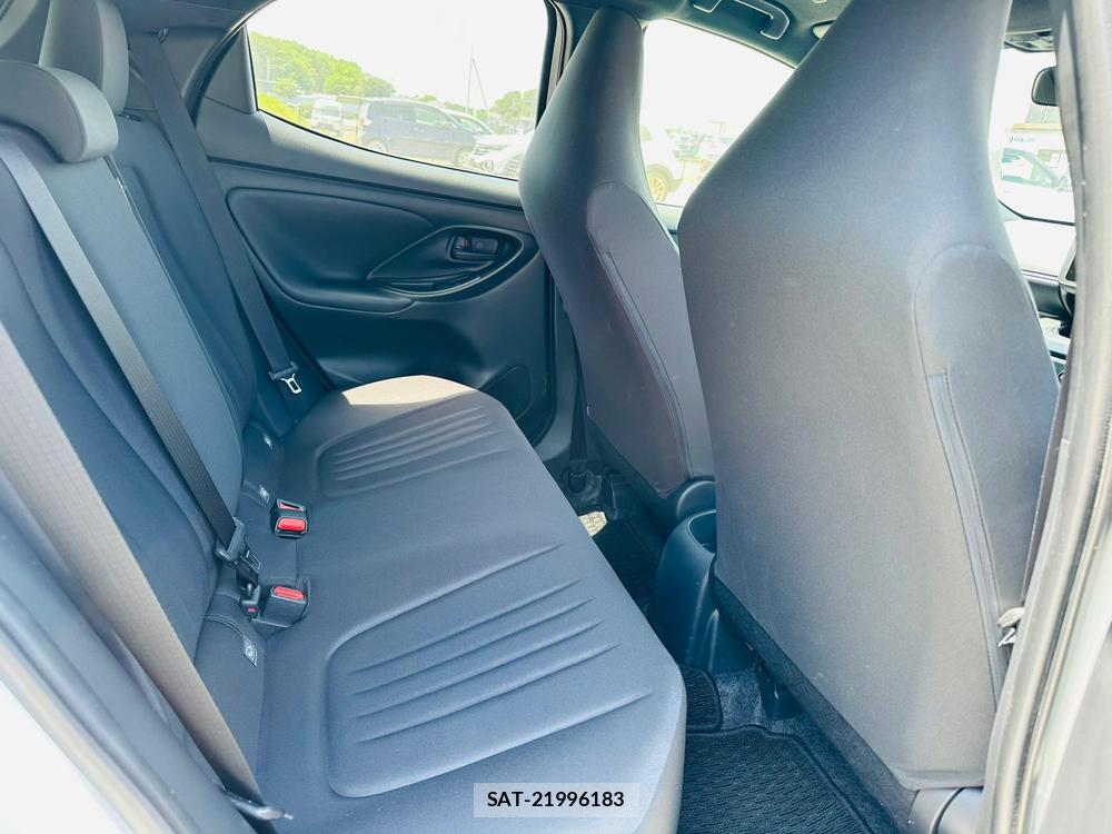 Toyota YARIS 2024 6714464-8