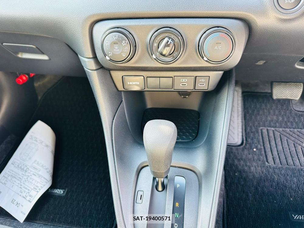 Toyota YARIS 2026 6610198-18