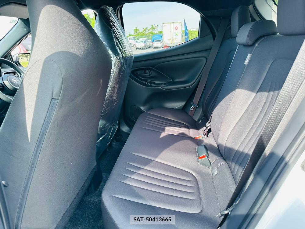 Toyota YARIS 2026 6610196-9