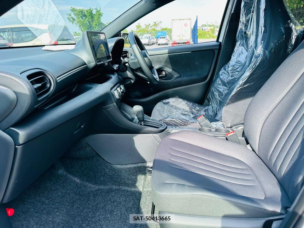Toyota YARIS 2026 6610196-10