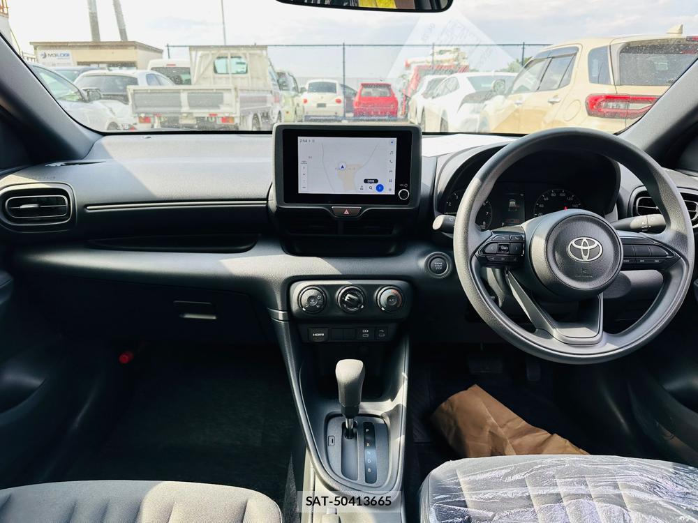 Toyota YARIS 2026 6610196-12