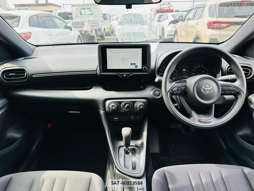 Toyota YARIS 2026 6610197-12