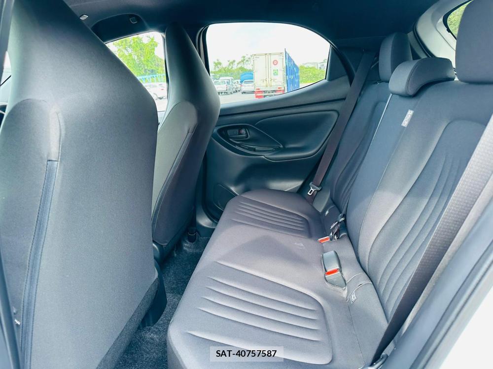 Toyota YARIS 2026 6610195-9