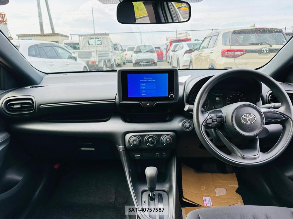 Toyota YARIS 2026 6610195-12