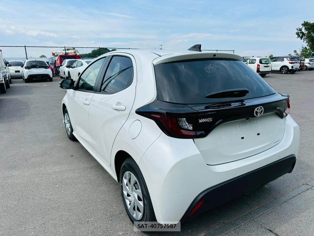 Toyota YARIS 2026 6610195-2