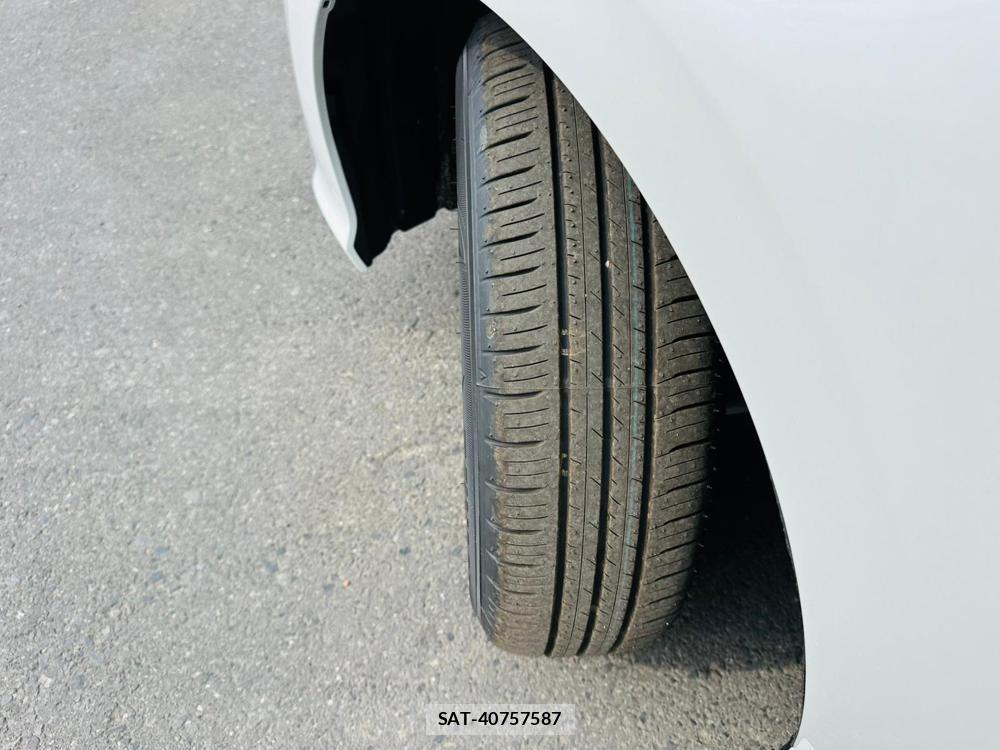 Toyota YARIS 2026 6610195-30