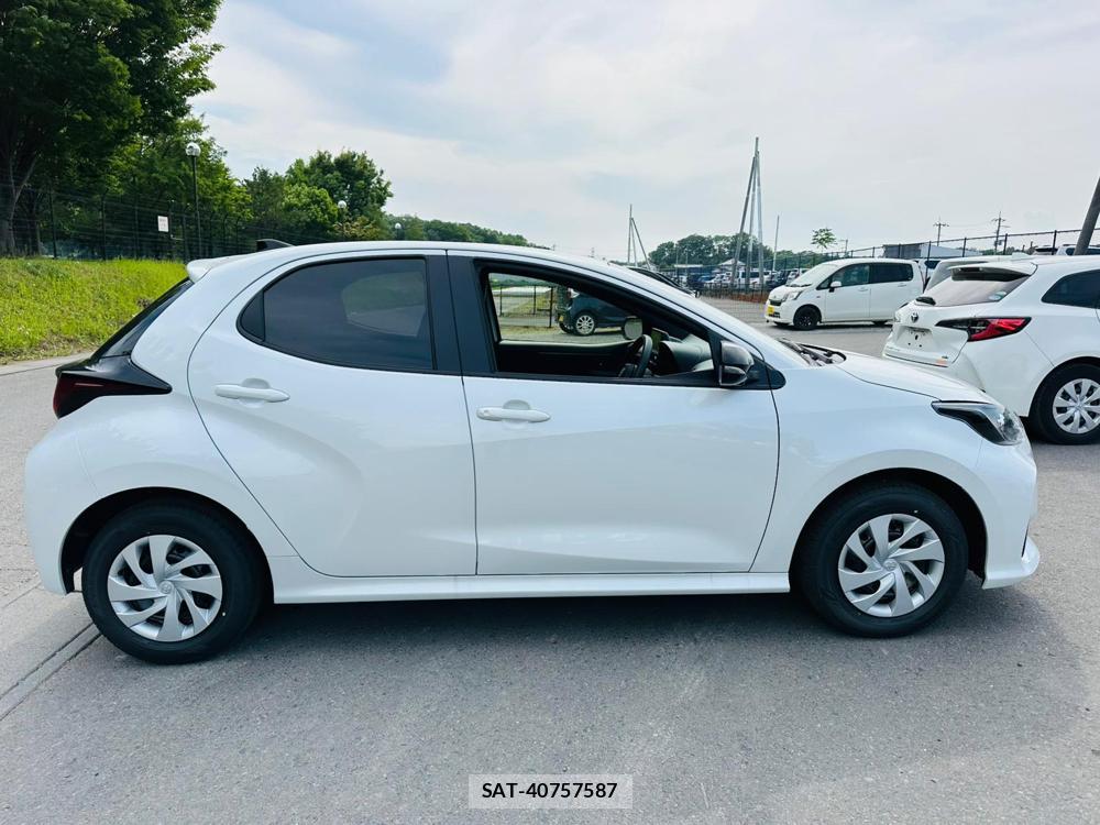 Toyota YARIS 2026 6610195-5