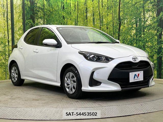 Toyota YARIS 2023-05 6818239-16