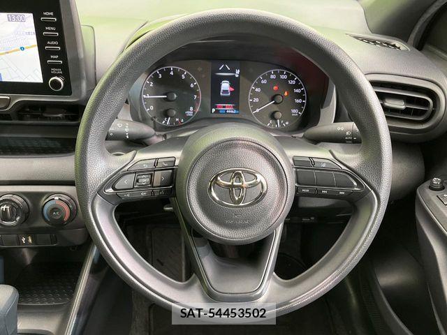 Toyota YARIS 2023-05 6818239-8