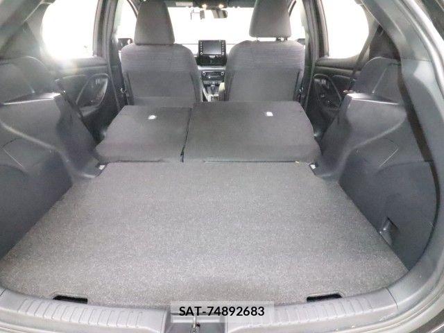 Toyota YARIS 2020-10 6818241-10